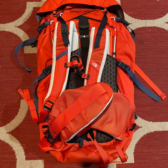 The North Face Youth Terra 55 Backpack - Picture 2 of 4